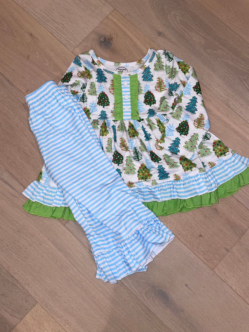 Blue striped tree set